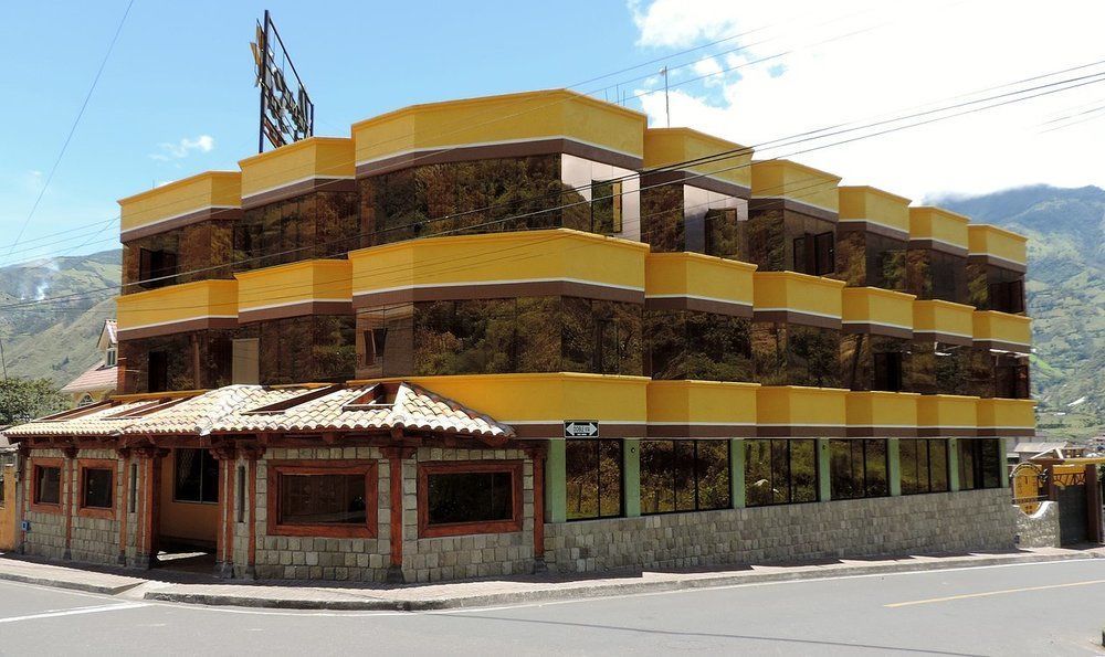 Hotel Puerta Del Sol Baños Exterior foto
