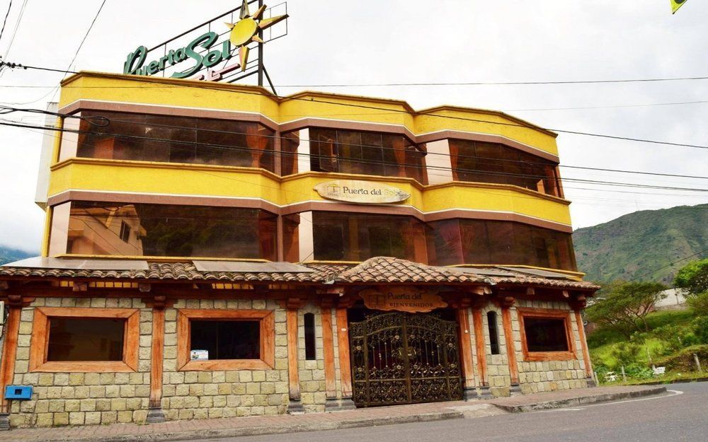 Hotel Puerta Del Sol Baños Exterior foto
